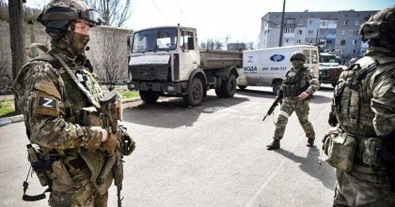 لندن: روسيا تجازف بتقسيم القوات وسط جهود في شرق وجنوب أوكرانيا