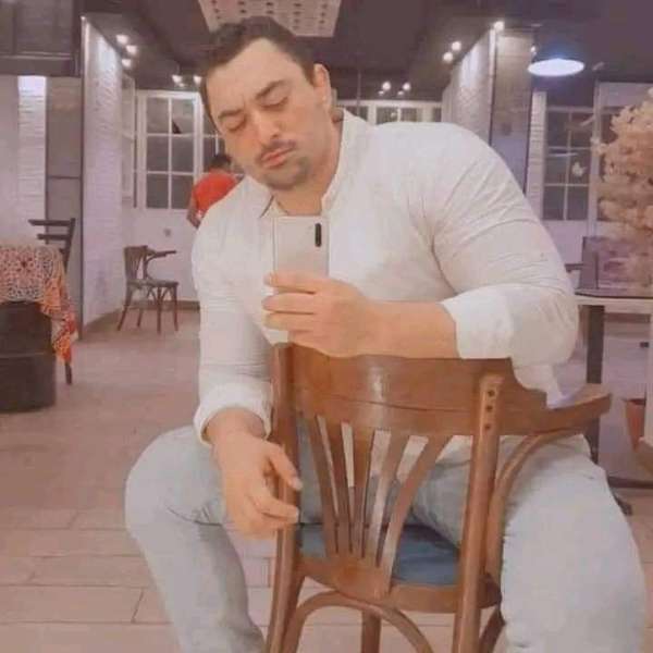 الكابتن مصطفى مجدي