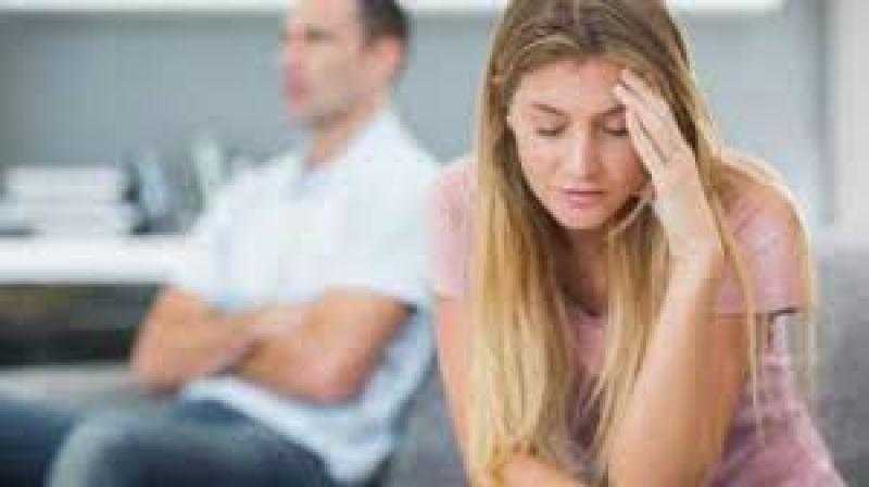 زوجة في دعوى خلع: «جوزي بيعاكس البنات الحلوة على فيسبوك»