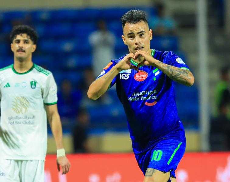 الأهلي يسقط بخماسية أمام الفتح في دوري روشن السعودي