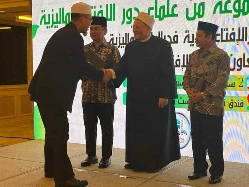 المفتي: دار الإفتاء المصرية على استعداد دائمًا لتقديم كافة أشكال الدعم العلمي الإفتائي