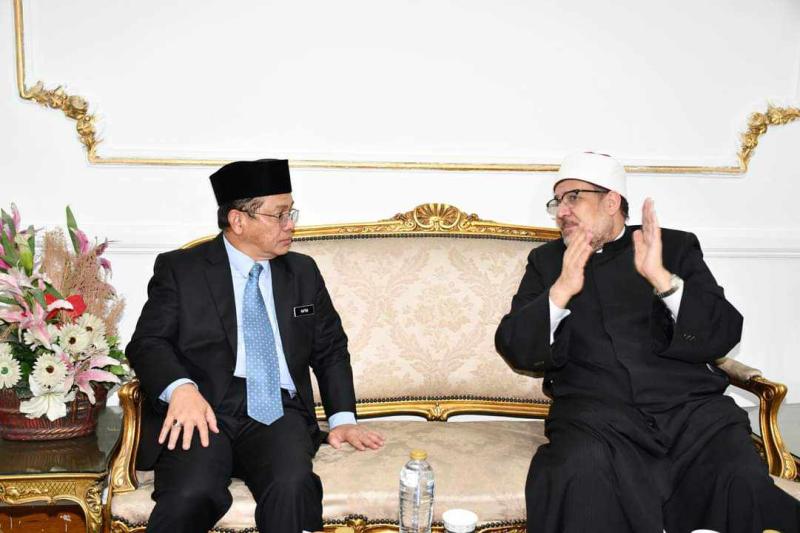 خلال اللقاء 