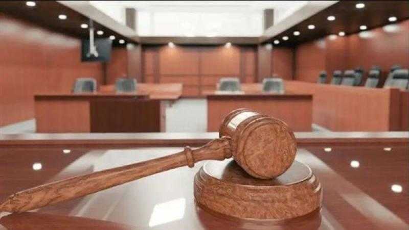 جنايات الإسكندررية تحيل عاملا إلى المفتي لقتله شخصين