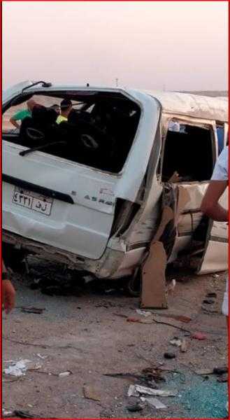 إصابة 14 فتاة بسبب انقلاب ميكروباص على الطريق الأوسطي بالقاهرة