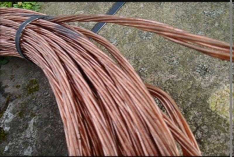 ضبط عصابة سرقة الأسلاك الكهربائية بالأقصر