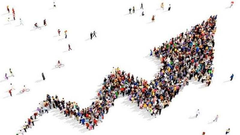 سيد بيه كيلو اللحمة بقى بجنيه.. تعليق ناري من أحمد موسى عن الزيادة السكانية