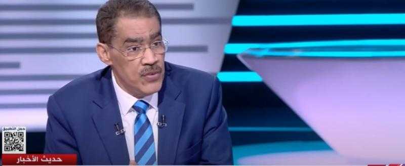 ضياء رشوان يكشف السبيل الوحيد لحماية المصريين من الأكاذيب والشائعات - فيديو