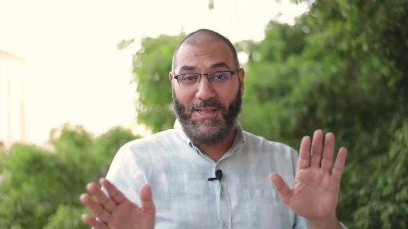 القبض على الداعية أمير منير بسبب تطبيق «عمرة البدل»