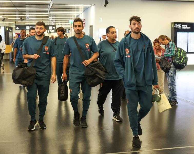 بعثة الأهلي تصل مطار فيينا للعودة للقاهرة