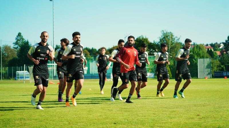 تعرف على زي الأهلي وسيمبا التنزاني في مباراة الغد