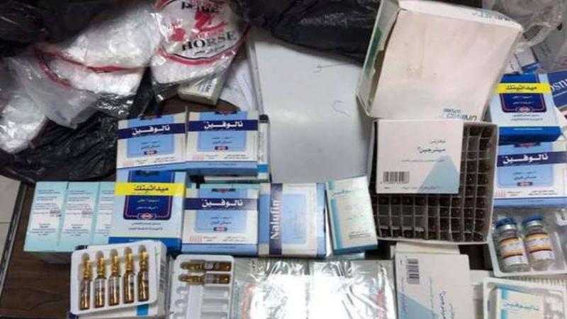 القبض على شخصين في بيع أدوية محظورة