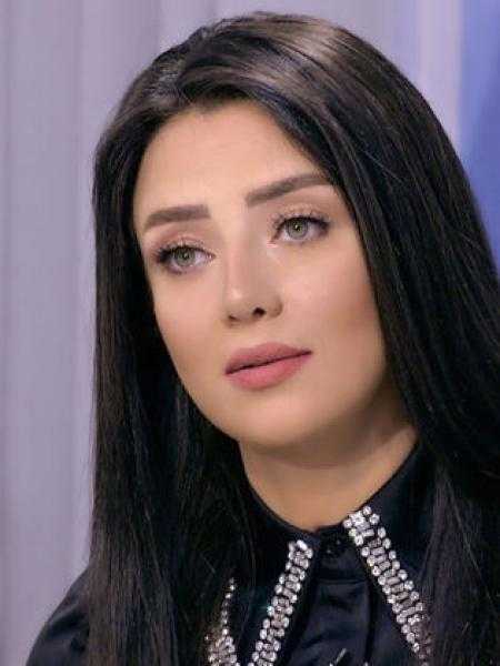 «كنت مصدقه إنها بتدافع عن سمعتها وشرفها».. رضوى الشربيني تعتذر لشاكوش وتهاجم طليقته