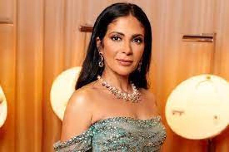 الفنانة منى زكى