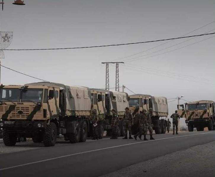 شاهد .. الجيش المغربي يتحرك لإنقاذ المواطنين من تحت ركام المنازل