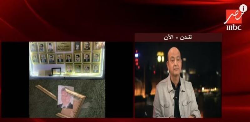 عمرو أديب عن كسر صورة مرتضى منصور: «الراجل بيترمي على الأرض».. فيديو