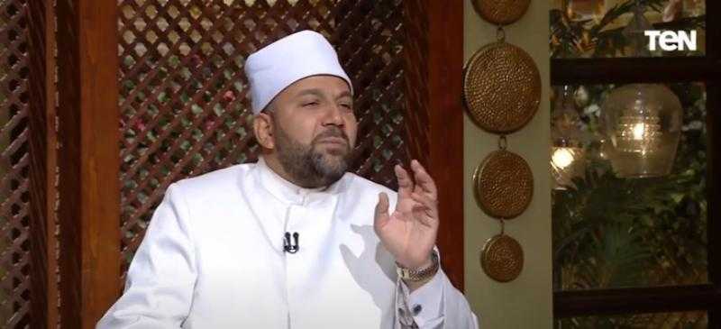 كيف أثنى رسول الله على المعلم وقدر قيمته؟.. أزهري يُجيب