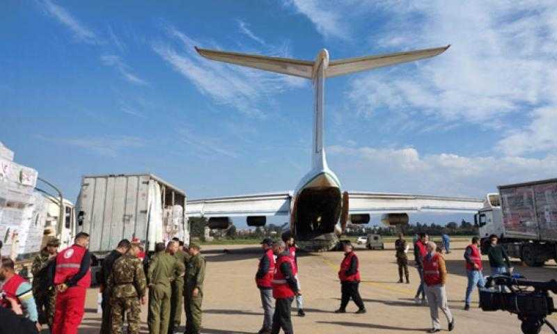 الجزائر تعلن تجهيز 3 طائرات عسكرية لمساعدة المتضررين بالمغرب