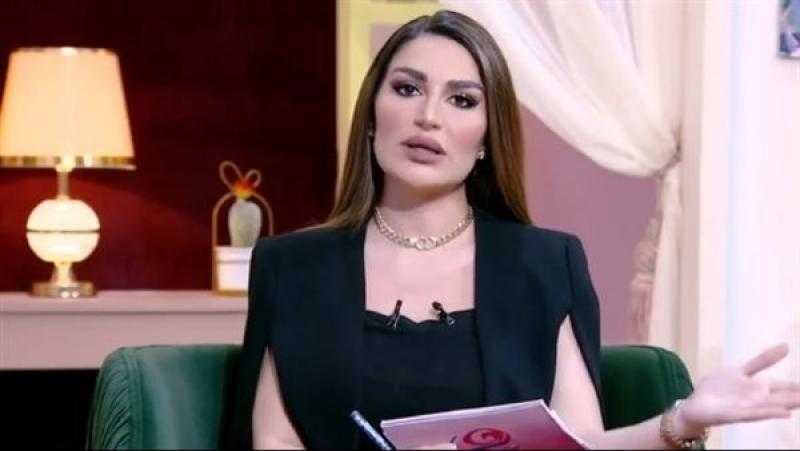 سارة نخلة تهاجم محمد التاجي: «بيحرض الشباب يعيشوا مع بعض بدون زواج وده ضد الإسلام وعادتنا وتقاليدنا»