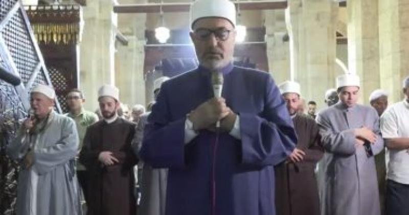 خلال الصلاة 