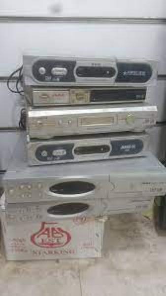 ضبط المتهمين ببيع أجهزة «الريسيفر» المعدة لفك شفرات القنوات الفضائية