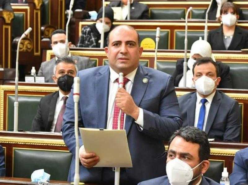 برلماني يشيد بقرار الأوقاف برفع بدل مقارئ الجمهور 100%