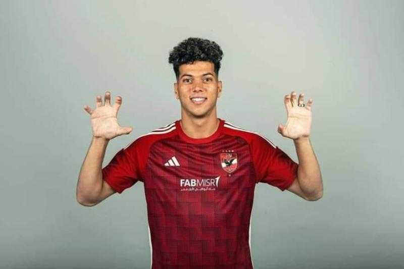 مصدر بالأهلي يكشف حقيقة «خناقة الشناوي وإمام عاشور»| خاص