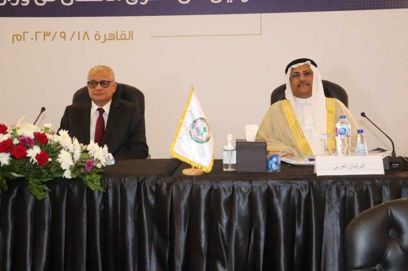العسومي يعلن اعتزام البرلمان العربي تنظيم مؤتمرا لحقوق الإنسان