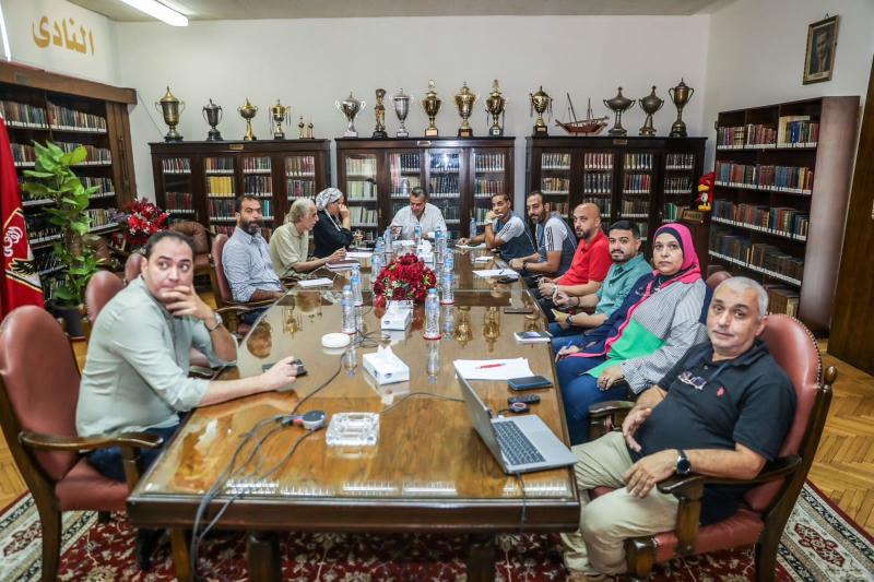 اجتماع بين الأهلي واللجنة المنظمة للدوري الإفريقي