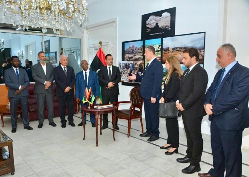 سفير فلسطين 