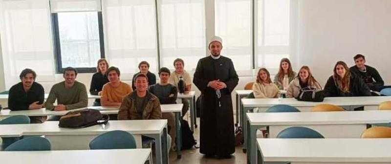 موفد الأوقاف بأوروجواي يؤكد: النبي محمد رسول الإنسانية والأخلاق أساس رسالة الإسلام