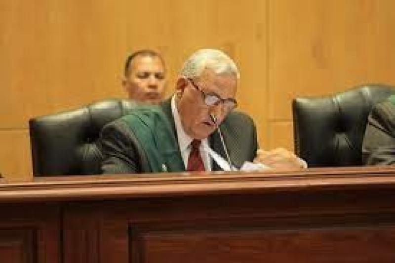 مد أجل الحكم على 79 متهما في قضية ”أحداث المنصة”