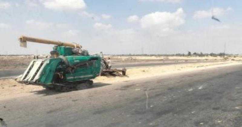 إصابة 20 عاملا في تصادم سيارة وجرار زراعي بالإسماعيلية