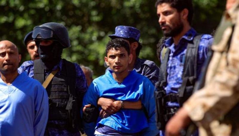 مواطنون يمنيون تحت قبضة الحوثيين
