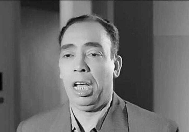 حلمي بكر: إسماعيل ياسين دُفن في قبر صاحبه مالك كباريه.. وحفيدة الراحل ترد