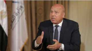 شاهد.. كامل الوزير يقيل أحد مسئولي وزارة الصناعة على الهواء