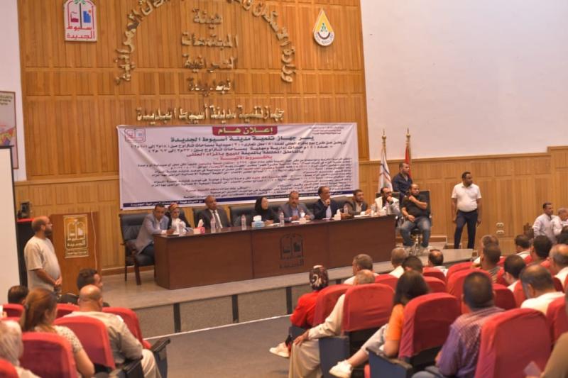 الإسكان: طرح محال تجارية وصيدليتين للبيع بالعاشر من رمضان