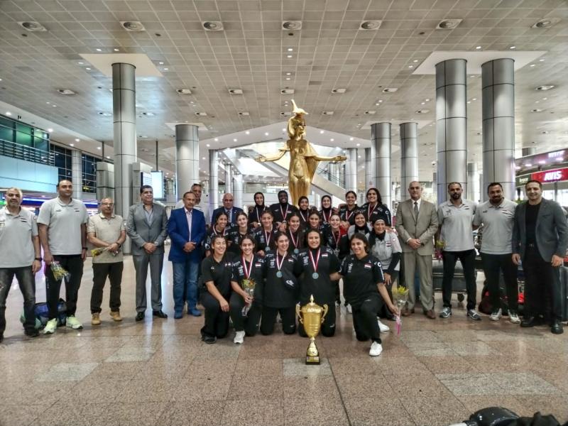 وزارة الرياضة تستقبل بعثة منتخب ناشئات اليد