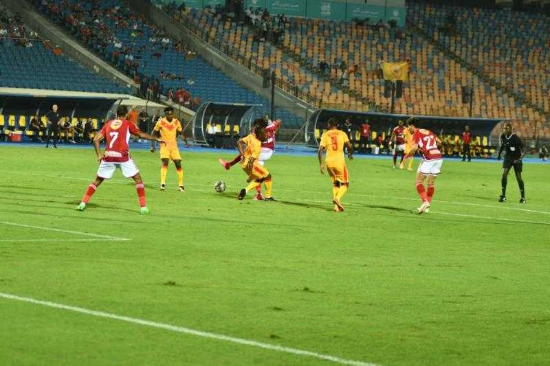 الشوط الأول.. الأهلي يتقدم بهدف عالمي أمام سان جورج في أبطال إفريقيا