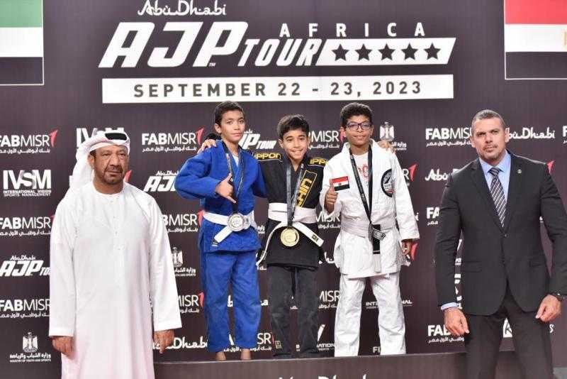 بعد النجاح المبهر للبطولة القارية بالقاهرة.. الجوجيتسو يأسر قلوب الكبار والأطفال