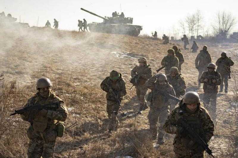 أوكرانيا تعلن عن مقتل قائد الأسطول الروسي بالبحر الأسود في هجوم صاروخي