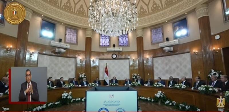 السيسي: «سوق العمل مستني مئات ألوف متعلمين الرقمنة».. فيديو