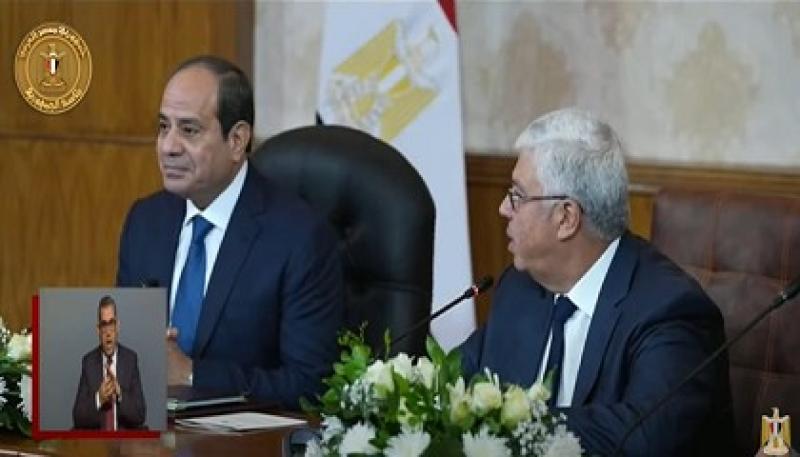 الرئيس السيسي يشاهد فيلما تسجيليا بعنوان «حكاية وطن بين الرؤية والإنجاز».. فيديو