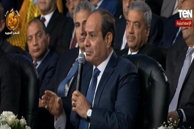 السيسي يرد على التساؤلات بشأن تدريب المعلين في الأكاديمية العسكرية.. ماذا قال؟
