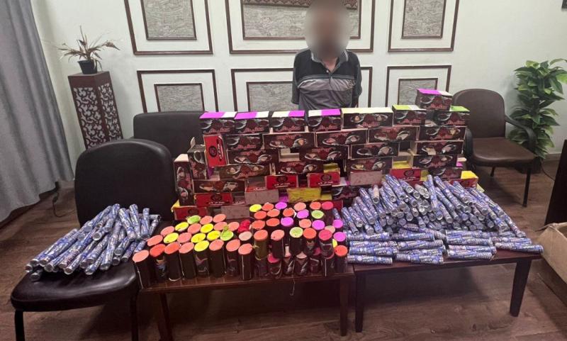 ضبط تاجر ألعاب نارية بالإسكندرية