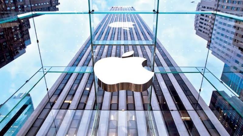 فرنسا تسمح باستئناف بيع هواتف آيفون12 بعد حل مشكلة الموجات الكهرومغناطيسية