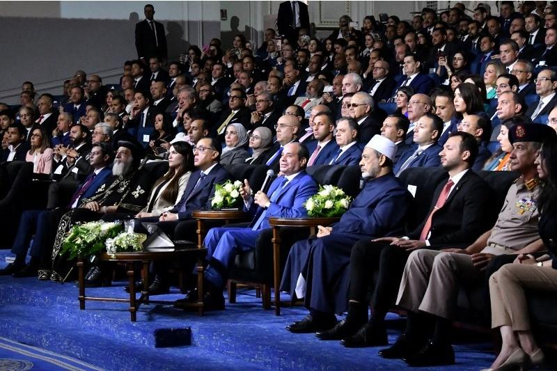 انطلاق جلسة المشروعات القومية والبنية التحتية بمؤتمر «حكاية وطن»