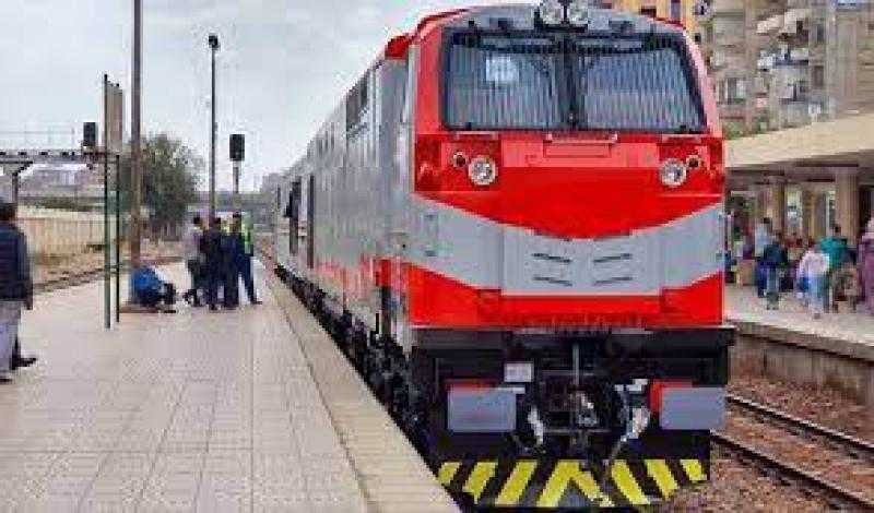 بتخفيض يصل لـ98%.. الأوراق المطلوبة للحصول على اشتراك السكة الحديد لطلاب المدارس والجامعات