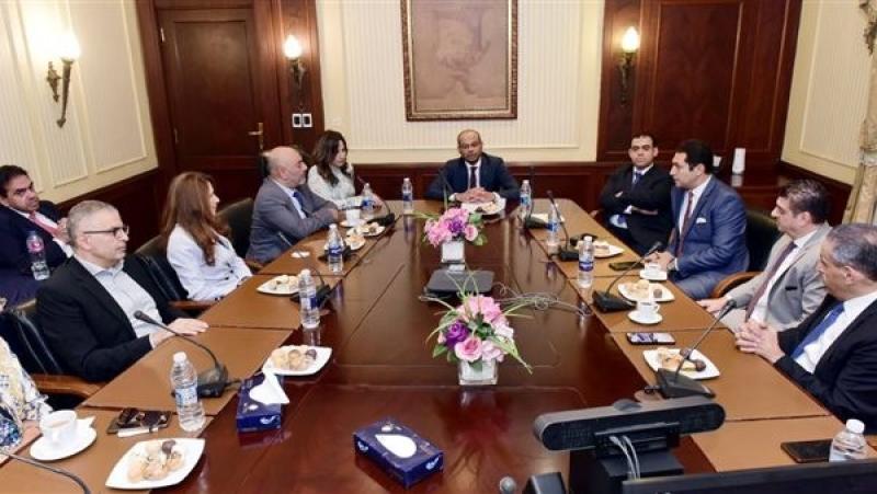 البورصة تحتفل بأسبوع المستثمر العالمي والثقافة المالية