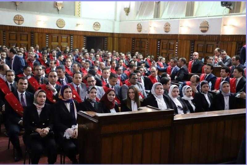 القضاة والقاضيات الجدد بالمحاكم الابتدائية يؤدون اليمين