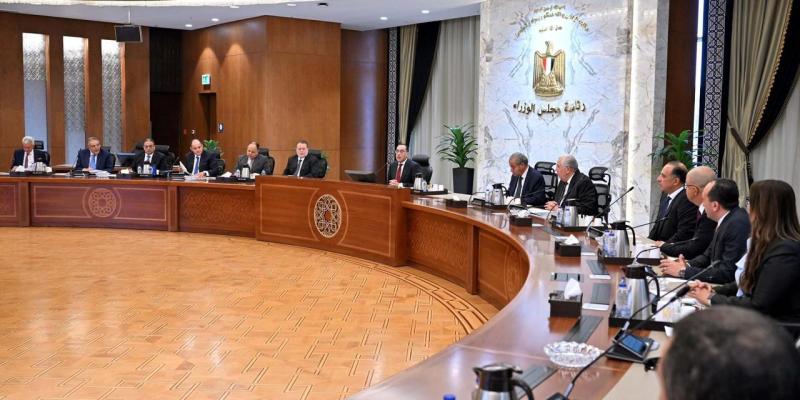 اجتماع رئيس مجلس الوزراء 